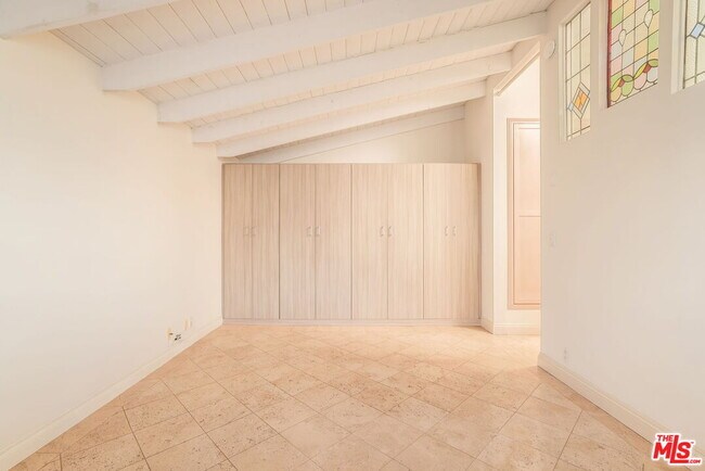 Building Photo - 36 Navy St