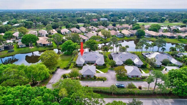 Building Photo - 7334 Pine Creek Way