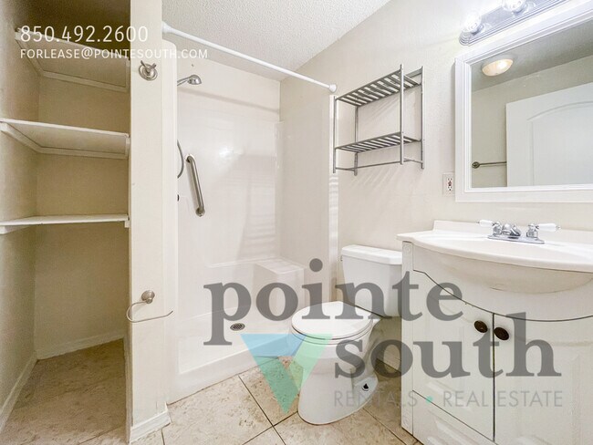 Building Photo - 5771 Coronada Blvd