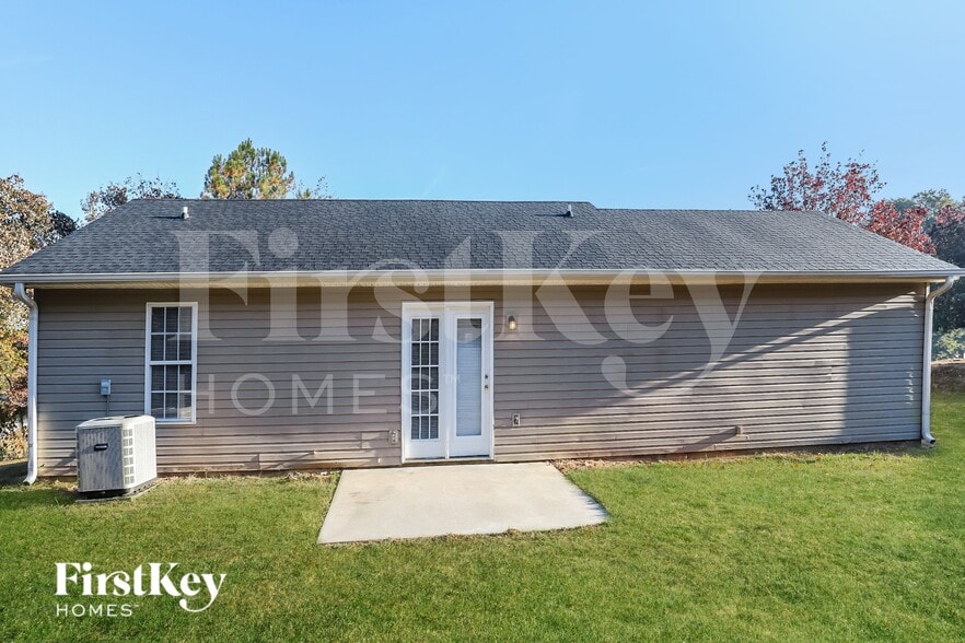 Building Photo - 5461 Bethel Rd