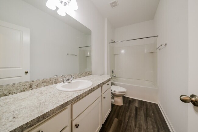 Building Photo - 996 Ocean Spray Dr