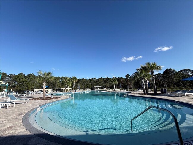 Building Photo - 2731 House Finch Rd