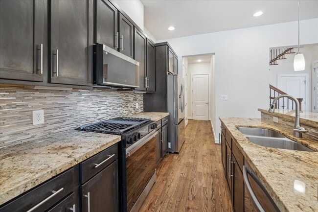 Building Photo - 4409 Schuler St