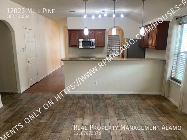 Building Photo - 12023 Mill Pine