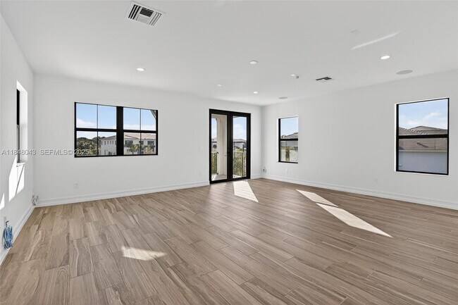 Building Photo - 14855 Millstone Ranches Dr