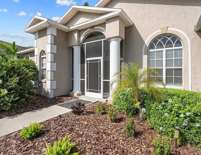 Building Photo - 2276 Colony Club Dr