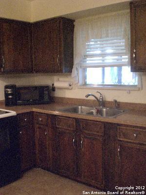 Building Photo - 209 Brenda Dr