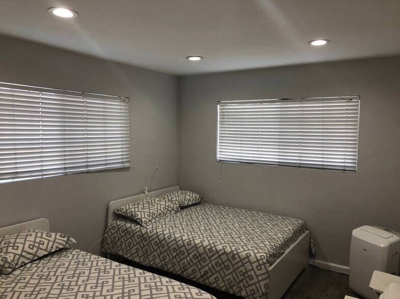 Building Photo - 2314 Pacific Ave