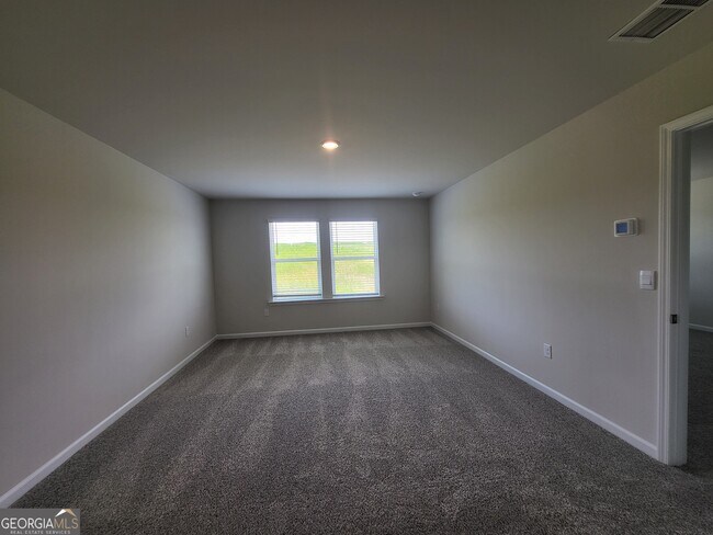 Building Photo - 250 Sope Crk Cir