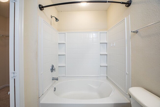 Building Photo - 1777 Biscayne Bay Cir