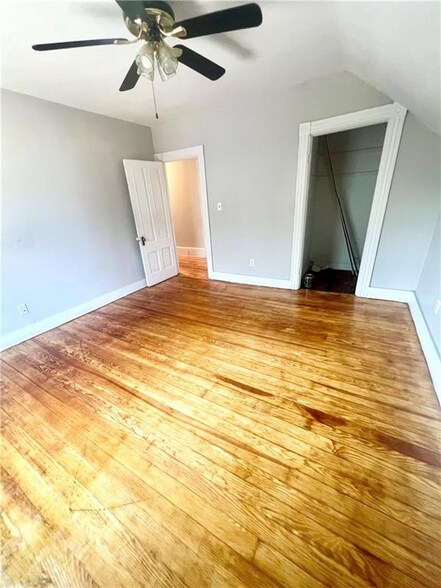 Building Photo - 217 Rathbun St