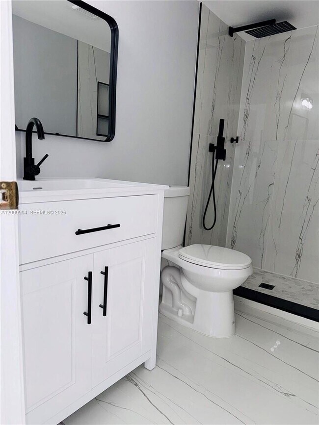 Building Photo - 6970 SW 110th Pl