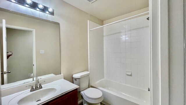 Building Photo - 16346 Bandicoot Dr