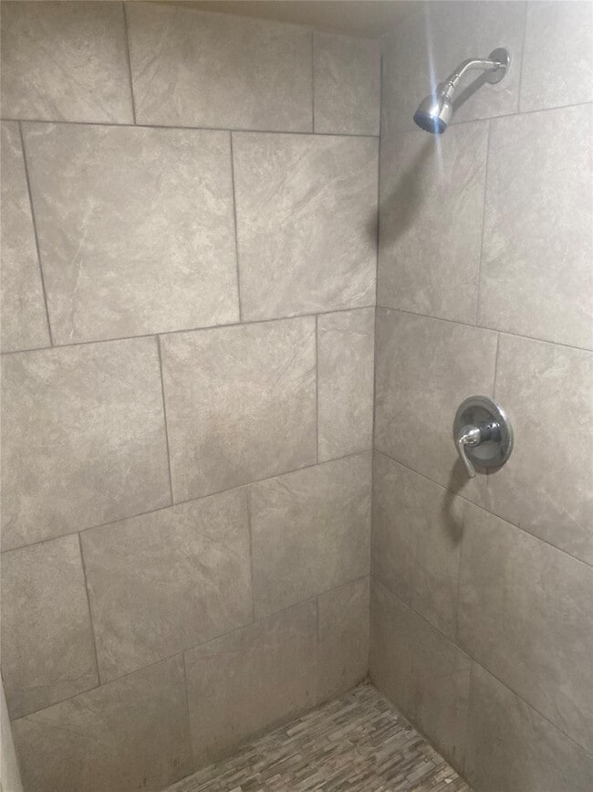 Building Photo - 5709 NW 23rd St