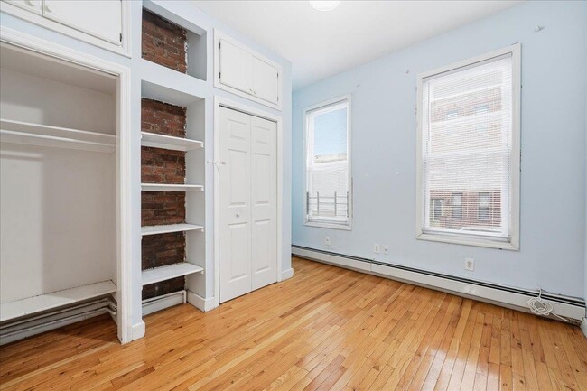 Building Photo - 155a Sherman Ave