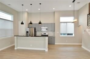 Building Photo - 8918 Spring Knoll Forest Dr