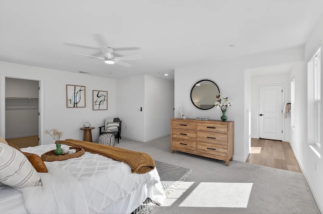 Building Photo - 10156 Zane Way