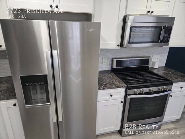 Building Photo - 2723 Priscilla Ave