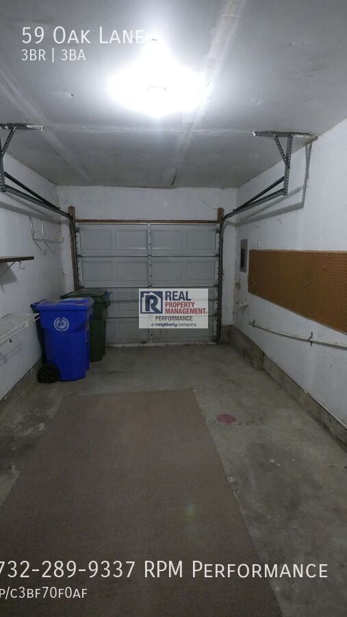 Building Photo - 59 Oak Ln