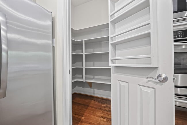 Building Photo - 3515 Durness Way