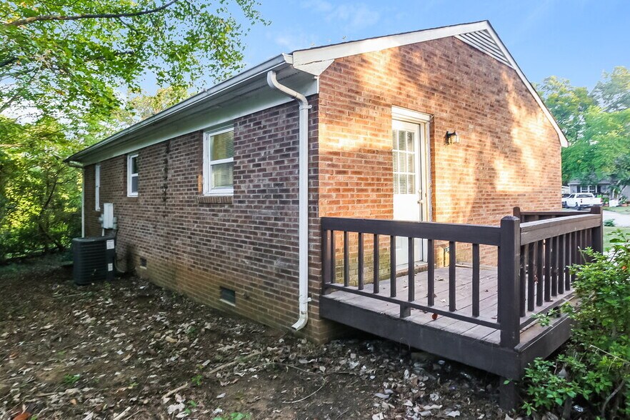 Building Photo - 7608 Morgense Pl