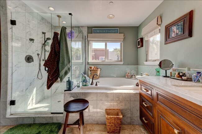 Building Photo - 7608 Camino Aberto