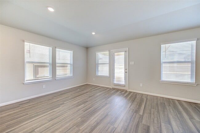 Building Photo - 21514 Pachino Ln