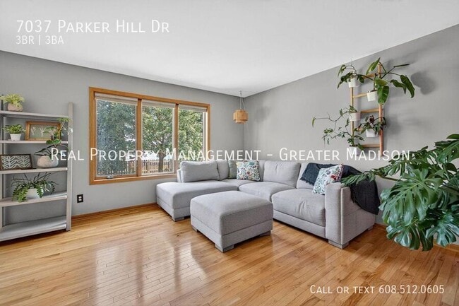 Building Photo - 7037 Parker Hill Dr