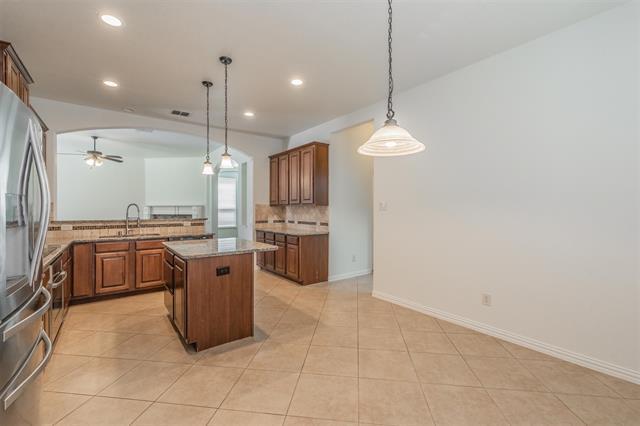 Building Photo - 15300 Mallard Creek St