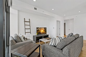 Building Photo - 1841 7th St NW