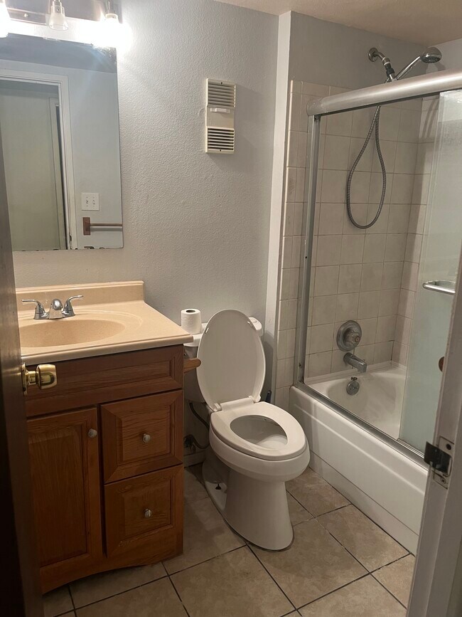 Bathroom - 13352 E Jewell Ave