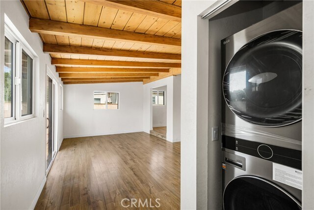 Building Photo - 2024 W 160th St