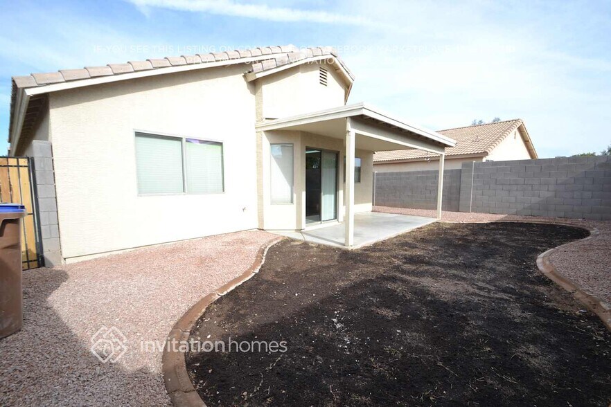 Building Photo - 1099 E Monteleone St