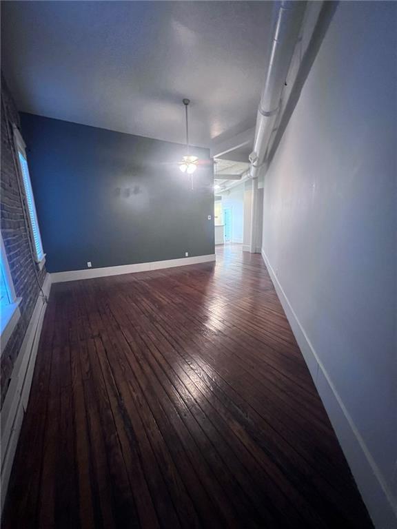 Building Photo - 116 N Broadway St