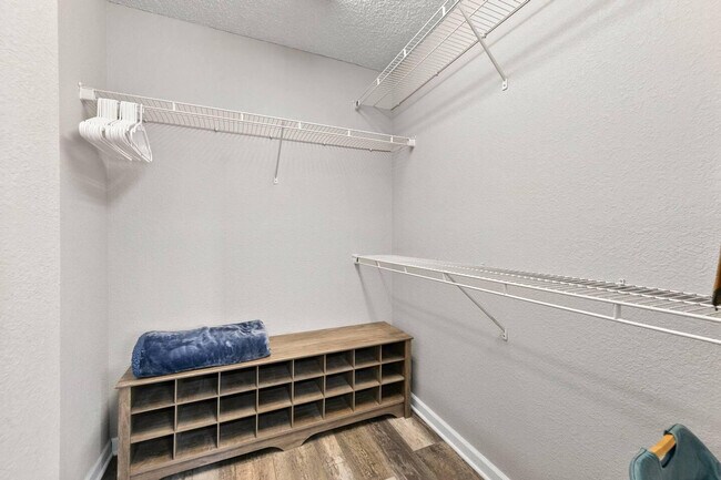 Building Photo - 1512 Larimer St