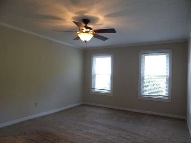 Building Photo - 808 Crawford Ave