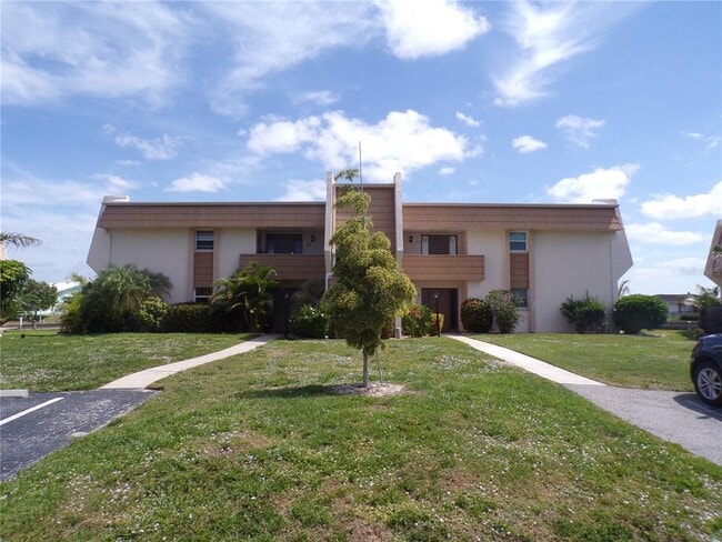 Building Photo - 1080 Bal Harbor Blvd