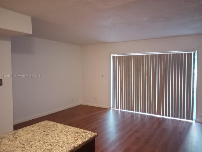 Building Photo - 5845 Blueberry Ct