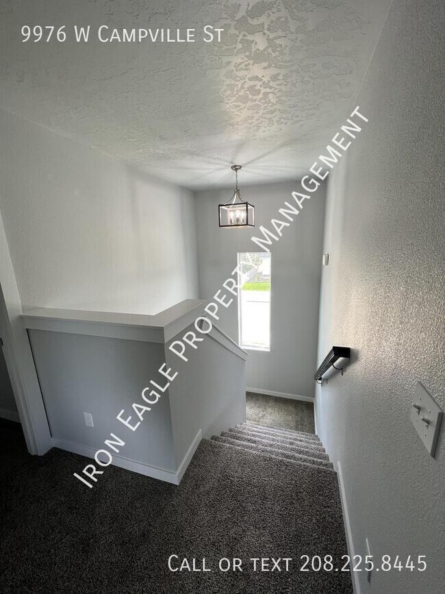 Building Photo - 9976 W Campville St