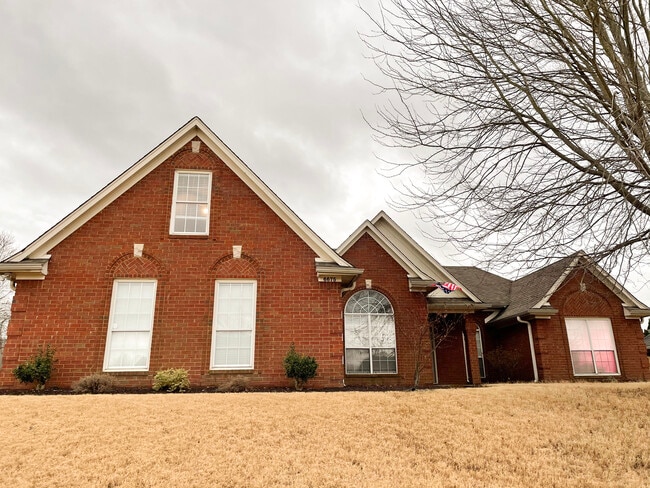 Primary Photo - 6675 Raner Creek Dr