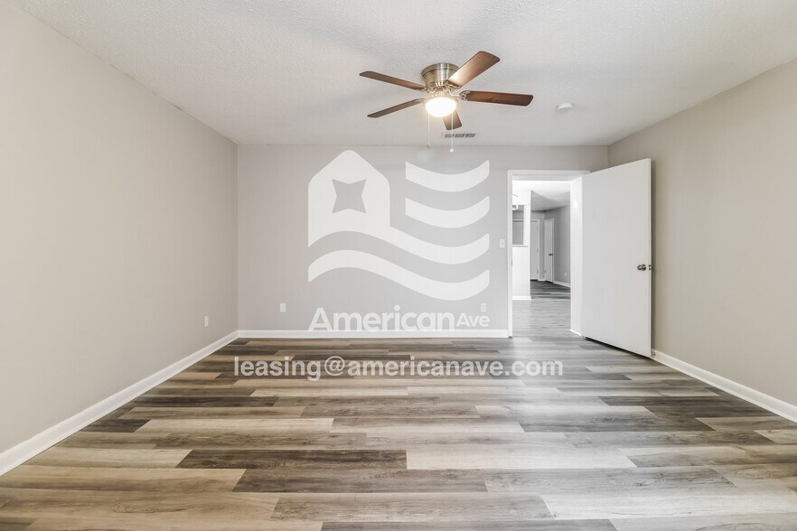 Building Photo - 84 Henry Ln