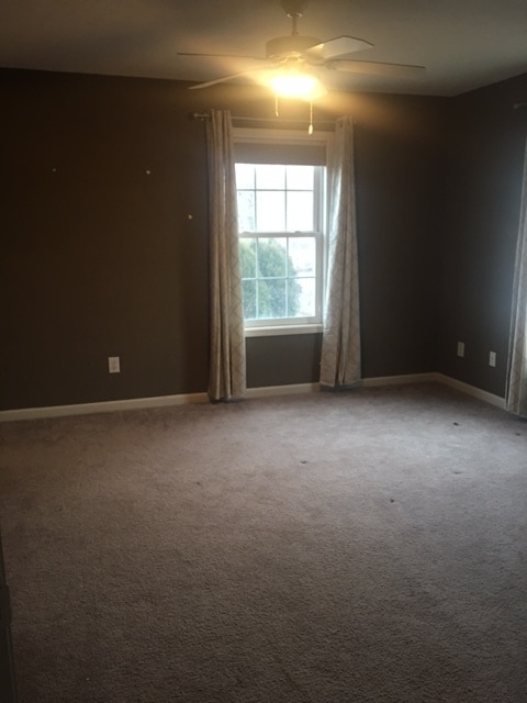 Building Photo - 2 bedroom, 2.5 bath townhouse: Oaklawn Park