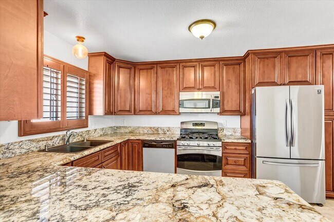 Building Photo - 2683 Caulfield Dr