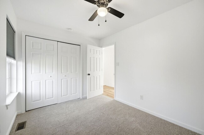 Building Photo - 1600 Old Brook Rd