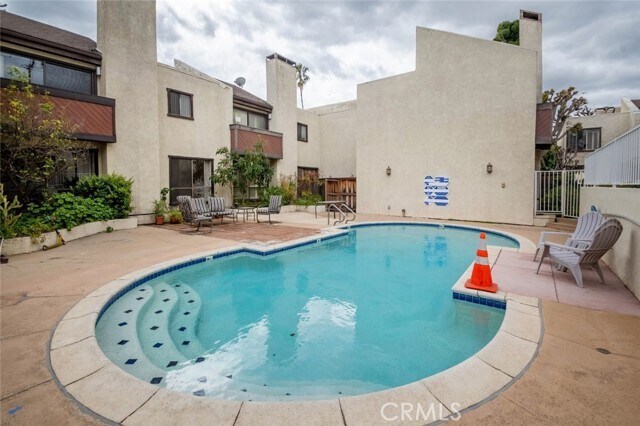 Building Photo - 1244 Valley View Rd