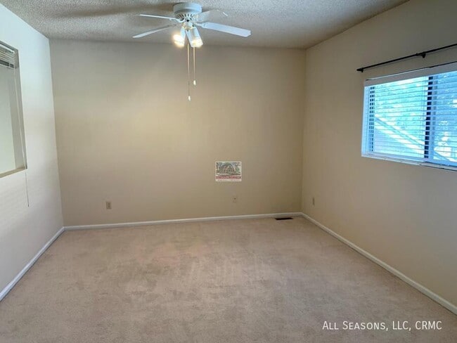 Building Photo - 4145 Autumn Heights Dr