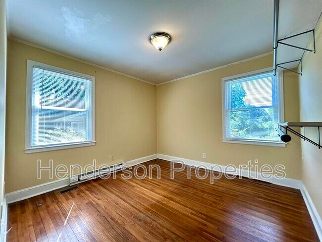 Building Photo - 1526 Landis Ave
