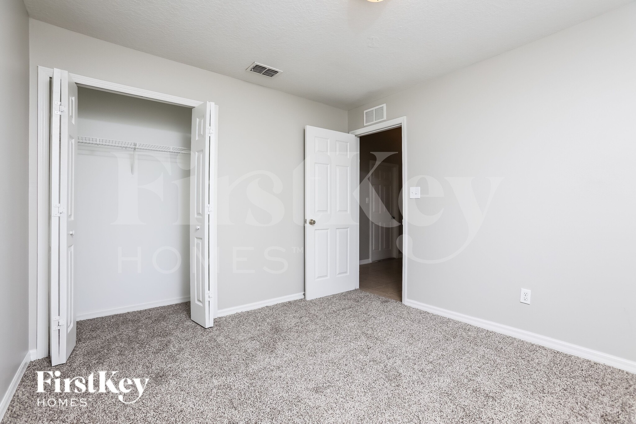 Building Photo - 1683 Christopher St