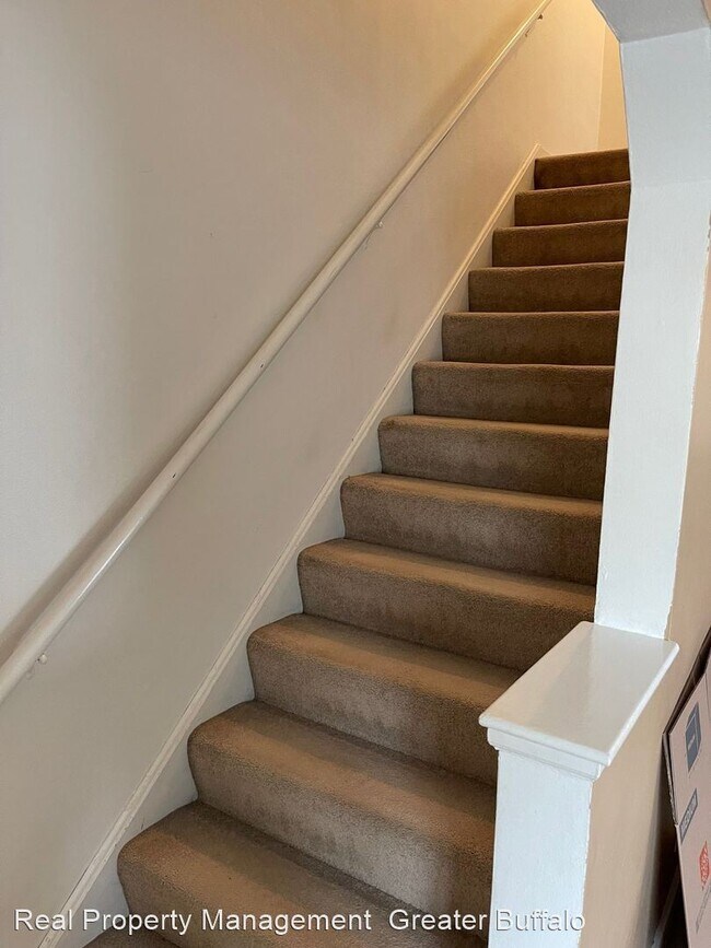 Building Photo - 2 br, 1 bath House - 28 Matthew Lane