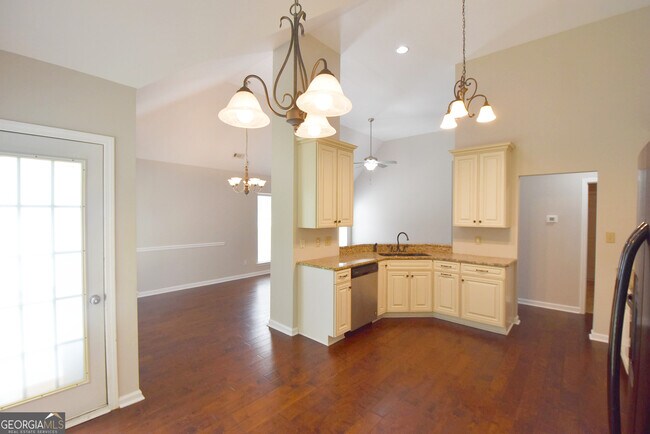 Building Photo - 208 Turnbridge Cir